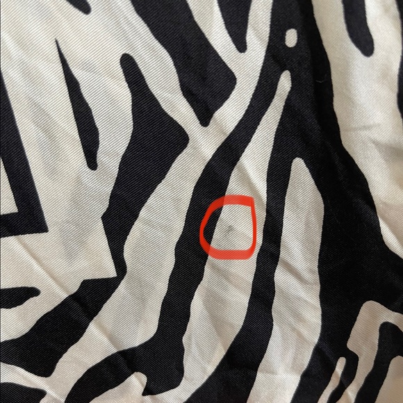 Black and white zebra strip square silk scarf - Picture 6 of 8